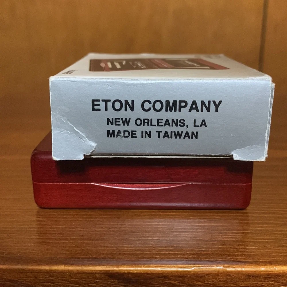 ETON PRODUCTS - Vintage Travel Razor Set / Gold Plated/ Never Been Used